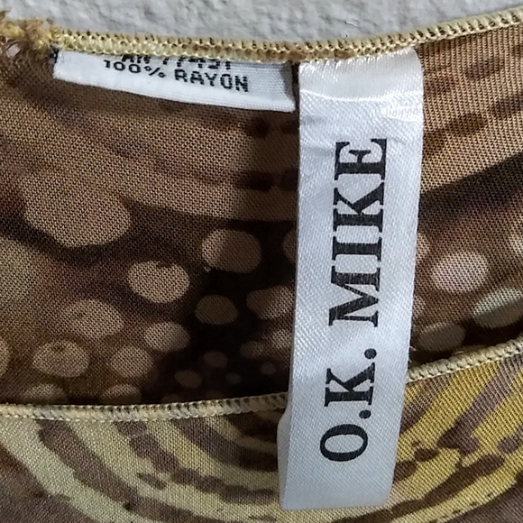 Ethnic Print Tan & Taupe Cold Shoulder Top Sz 2X - Picture 3 of 3